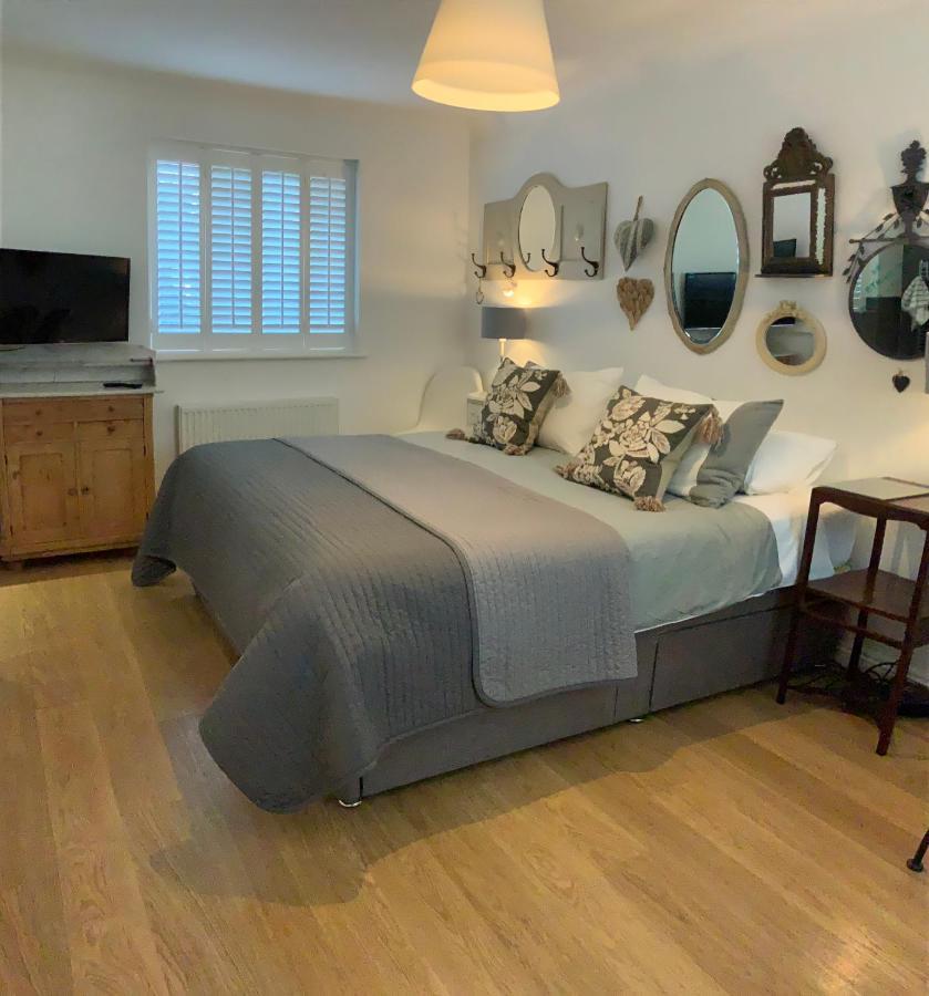 Harford En-Suite Rooms Lymington Bagian luar foto